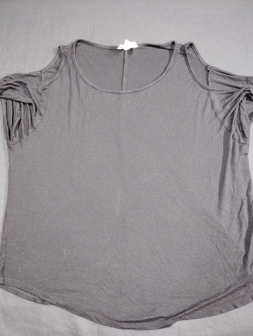 Women’s Black Cold-Shoulder Short Sleeve Tee